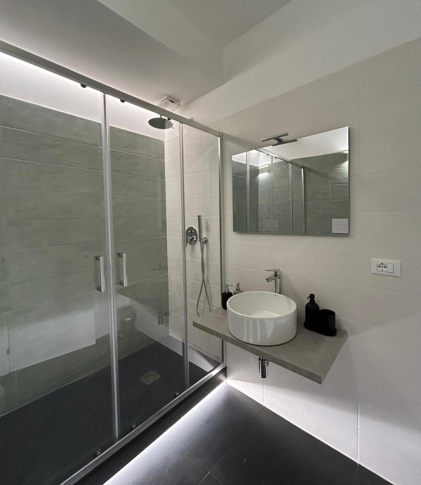 Affittacamere Mani - Camere Con Bagno Privato Gela Exterior photo